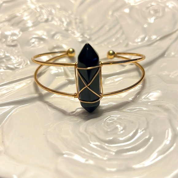 Jewelry - Gold Cuff Bangle Bracelet with Black Stone